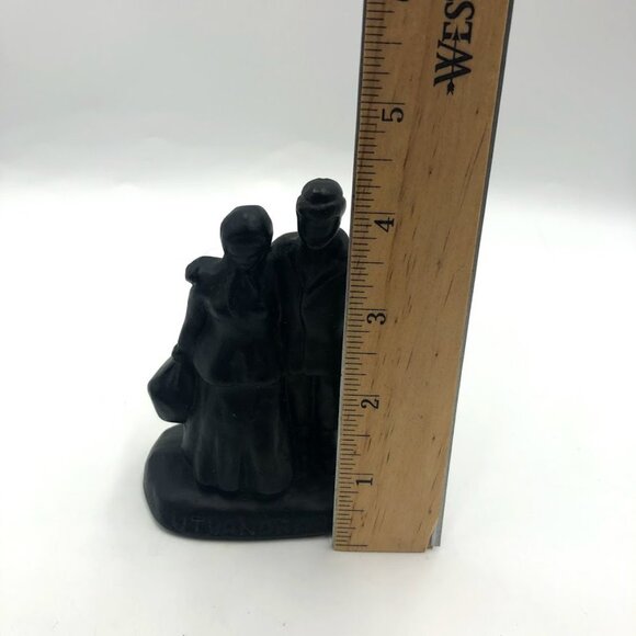 Vintage Cast Iron Utvandrarna Swedish Immigrant - Picture 10 of 11